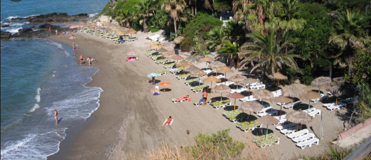Holidays2Benalmadena Torrequebrada Sea View Front Beach With Pool Parking & Terraces Exteriör bild