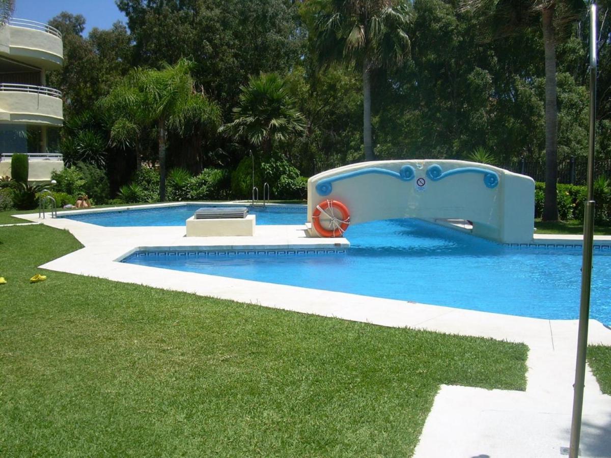 Holidays2Benalmadena Torrequebrada Sea View Front Beach With Pool Parking & Terraces Exteriör bild