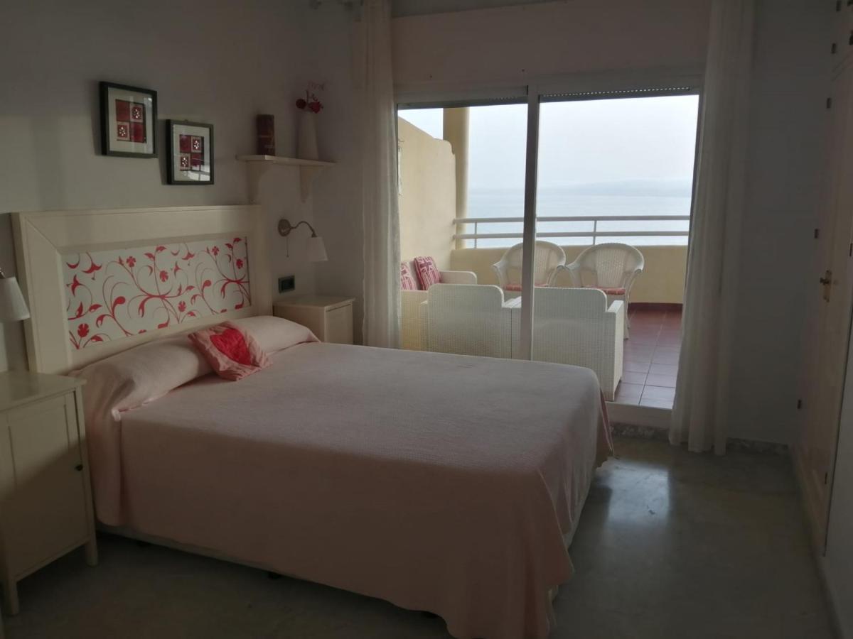 Holidays2Benalmadena Torrequebrada Sea View Front Beach With Pool Parking & Terraces Exteriör bild