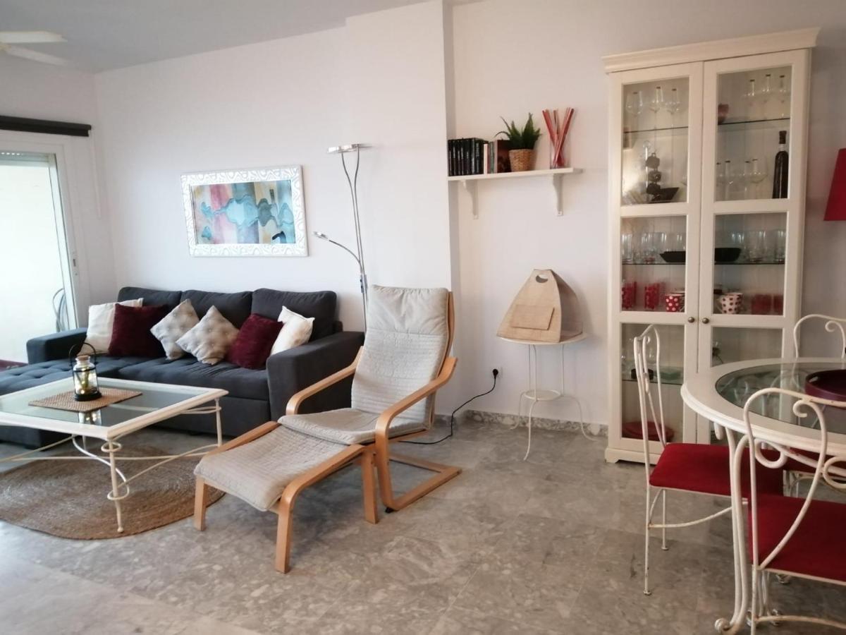 Holidays2Benalmadena Torrequebrada Sea View Front Beach With Pool Parking & Terraces Exteriör bild