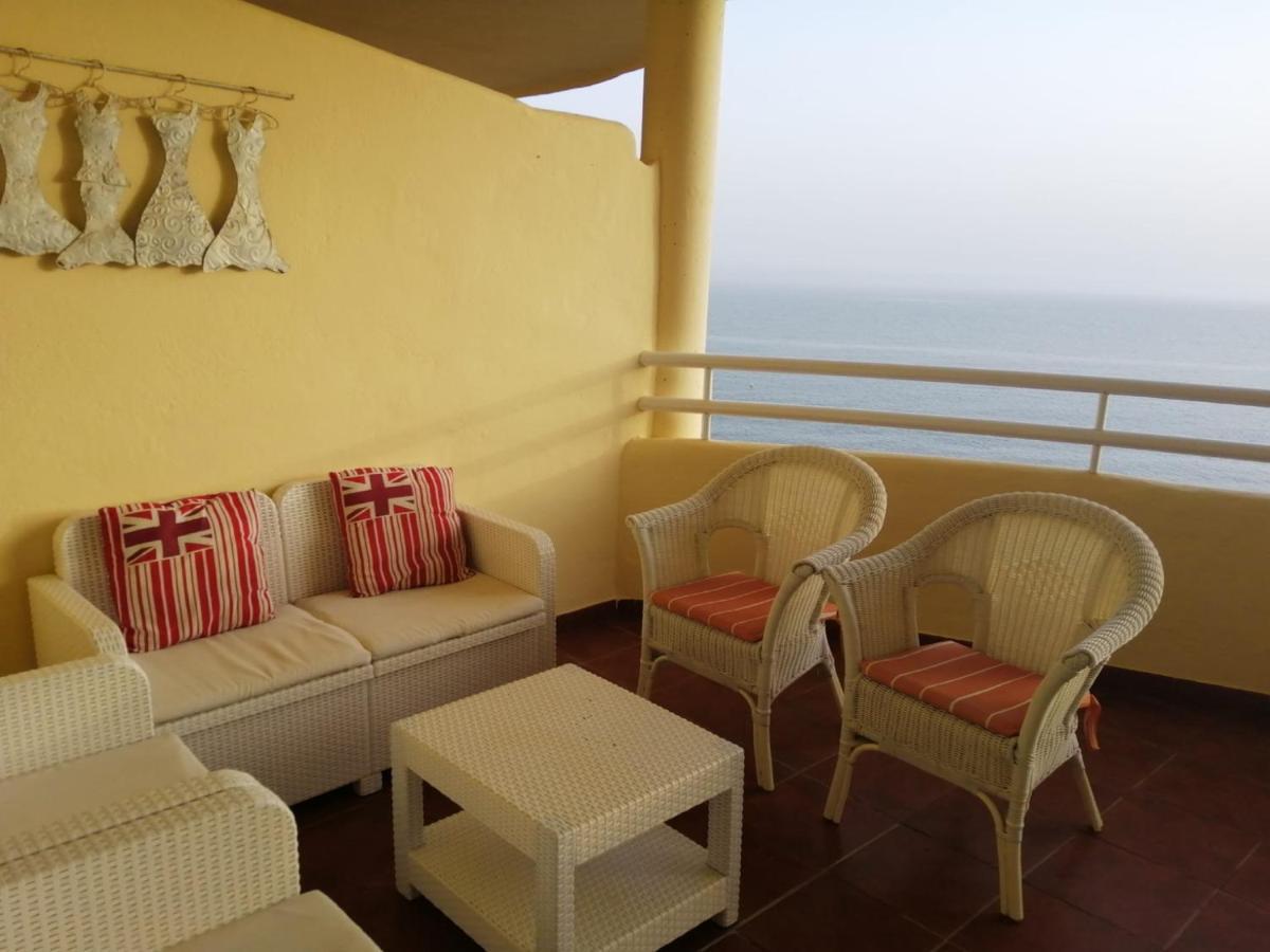 Holidays2Benalmadena Torrequebrada Sea View Front Beach With Pool Parking & Terraces Exteriör bild