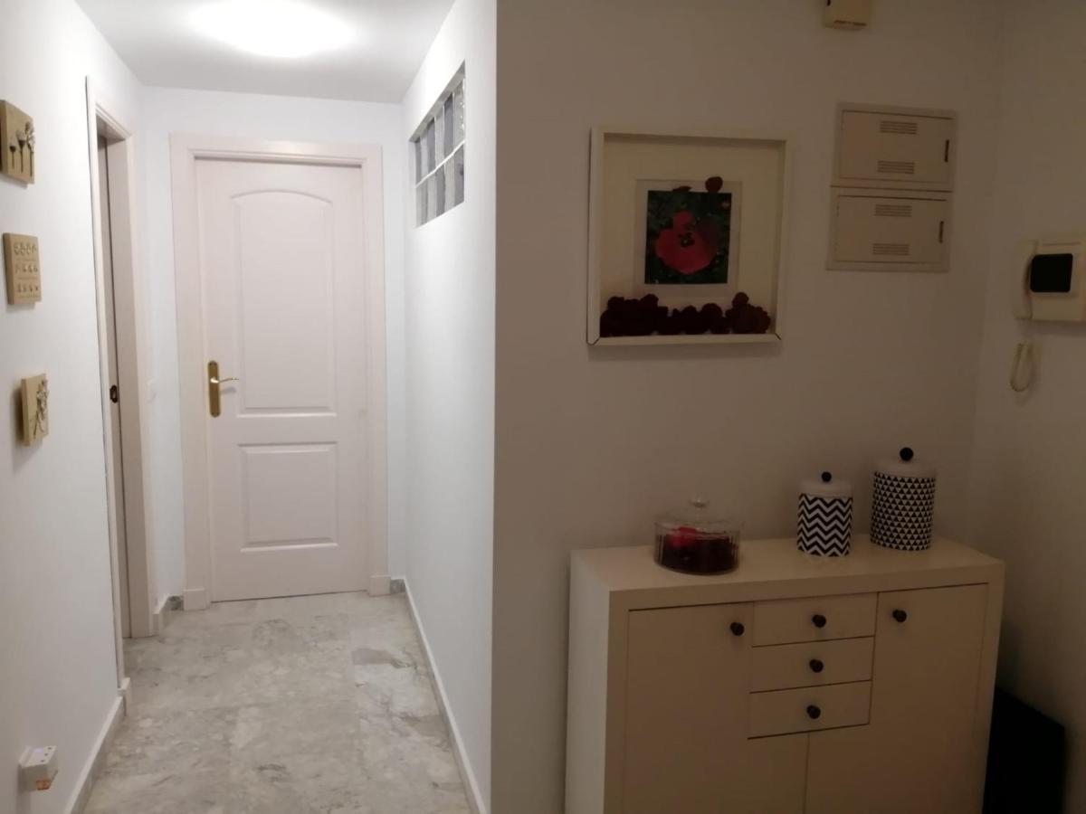Holidays2Benalmadena Torrequebrada Sea View Front Beach With Pool Parking & Terraces Exteriör bild